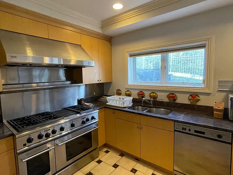 9913 Chapel Rd — Photo 12