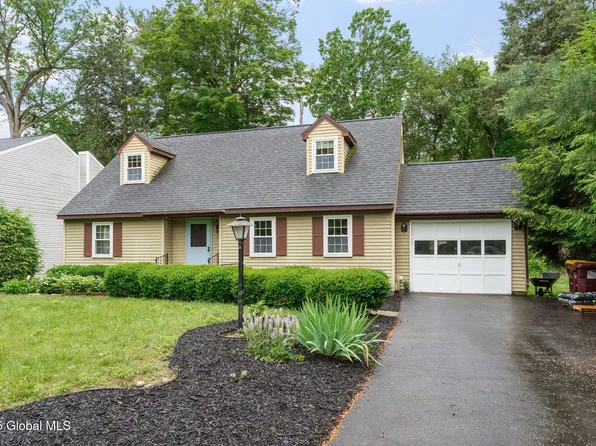 97 Jefferson Road, Glenmont, NY 12077