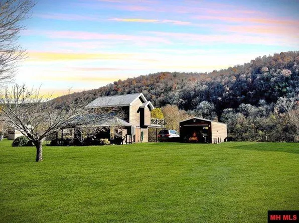 505 Plane Tree Ln, Mountain Home, AR 72653