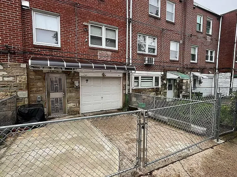 665X Tackawanna St — Photo 15