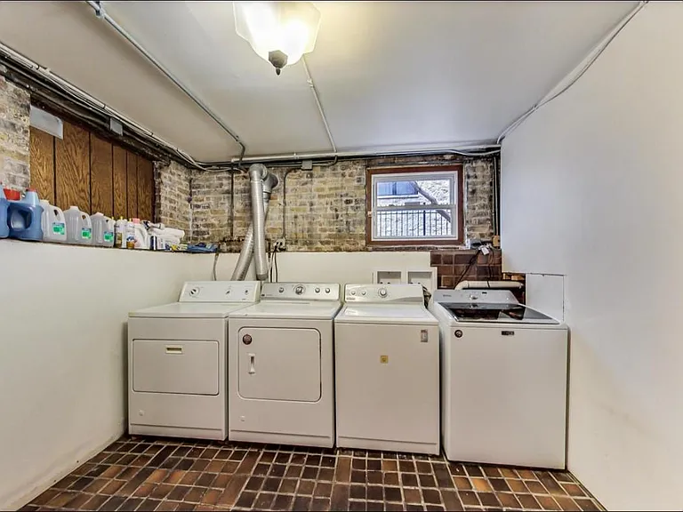 940 W Cuyler Ave #G — Photo 12
