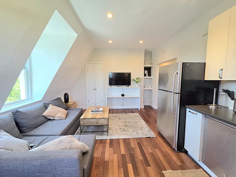 1101 P St NW #3R — Photo 10