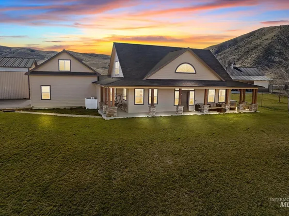 27 Waverly Dr, Horseshoe Bend, ID 83629