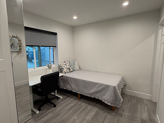 4th image of 3020 S Normandie Ave #C1-2