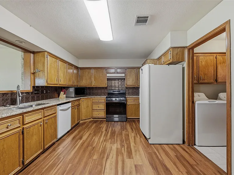 21404 Martin Ln #1 — Photo 8