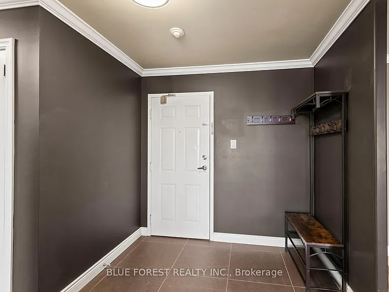 1600 Adelaide St N #608 — Photo 7