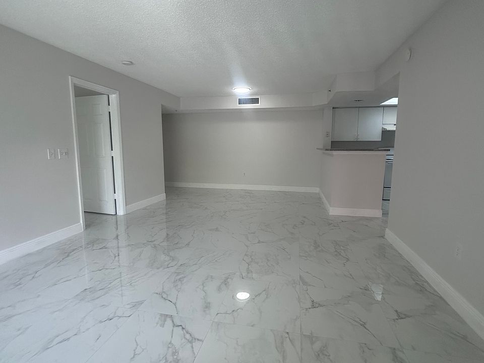 1st image of 5011 Wiles Rd APT 207
