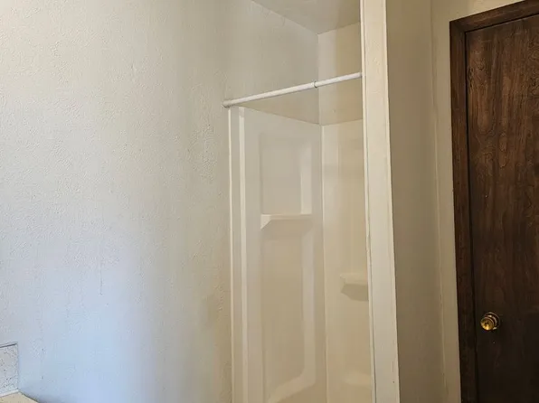 317 Manville, 317 Manville Ave #K, Bowling Green, OH 43402