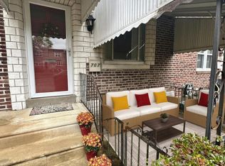 707 Crescent Dr, Glenolden, PA 19036