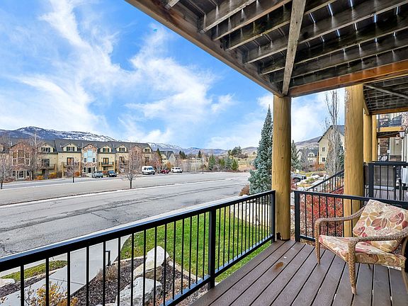 3rd image of 3518 N Moose Hollow Dr Unit 1411