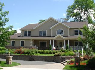5 Oak Hill Dr, Wayne, NJ 07470