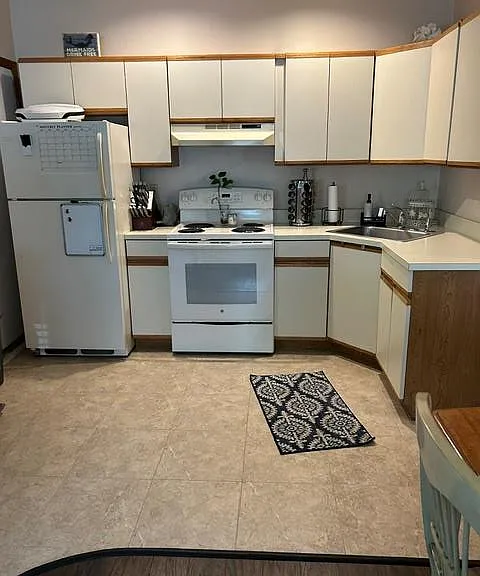 39 Wenwood Dr — Photo 3