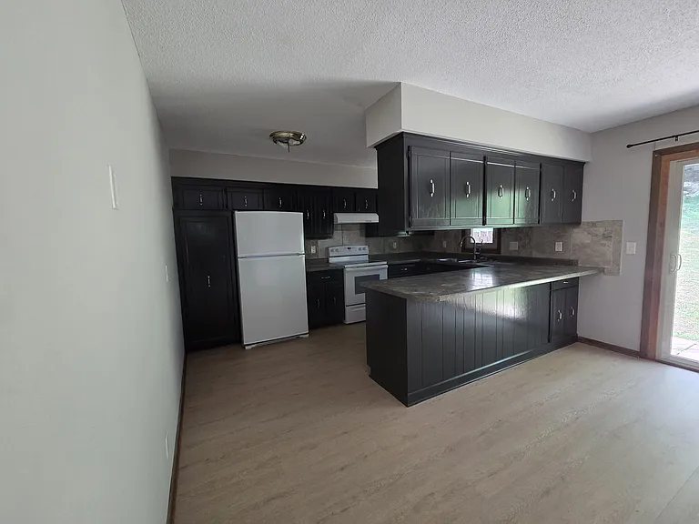 5800 W Old Shakopee Rd — Photo 2