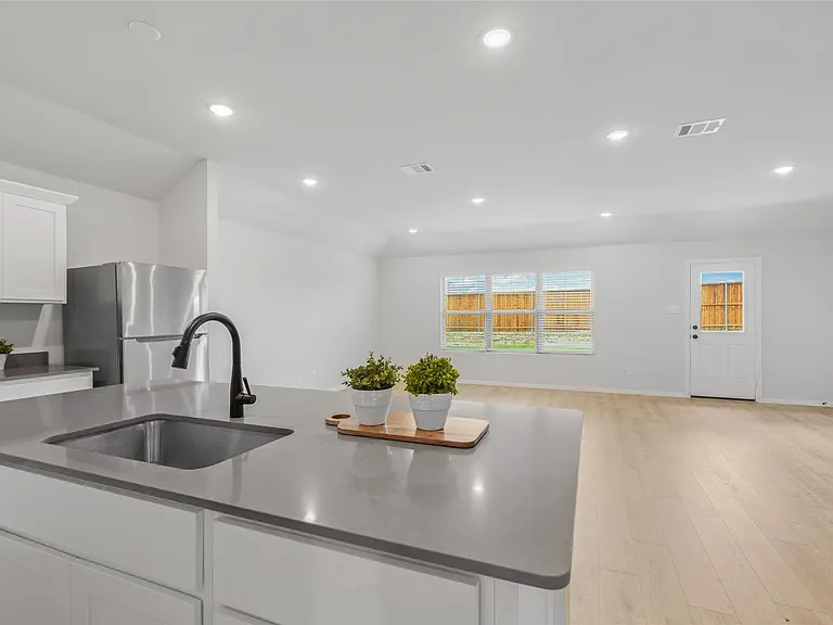 610 Ridgewood Dr — Photo 15