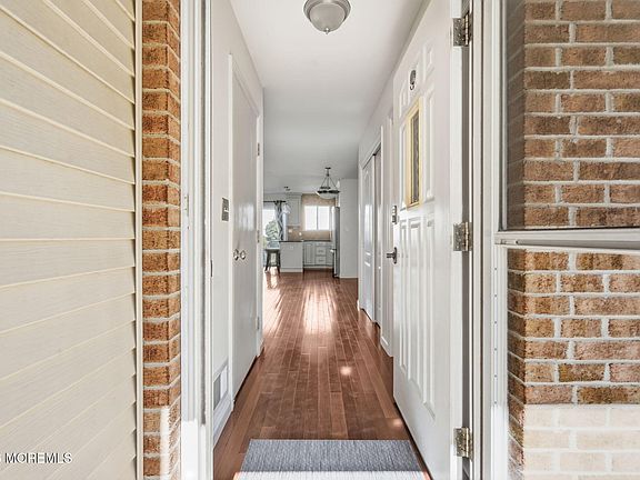 5th image of 23 Lucia Court