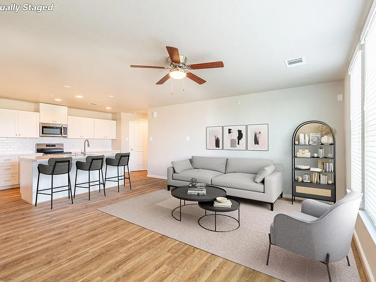 219 Park Place Cir #D — Photo 15