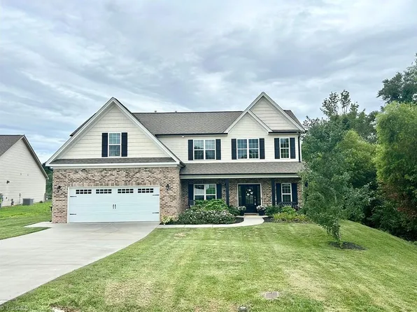 180 Phoenix Ct, Lexington, NC 27295