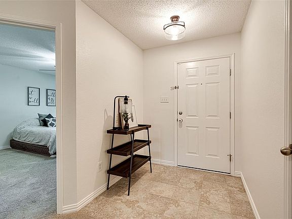 3rd image of 1513 Leeward Ln