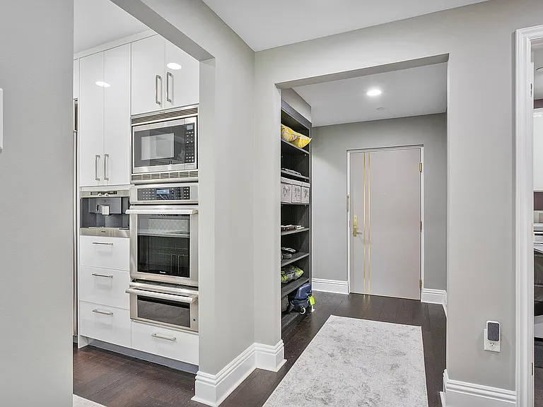 200 E Palmetto Park Rd #10 — Photo 14