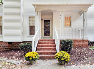 130 Planetree Ln, Cary, NC 27511