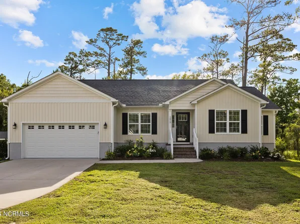 1215 Strange Court, Morehead City, NC 28557