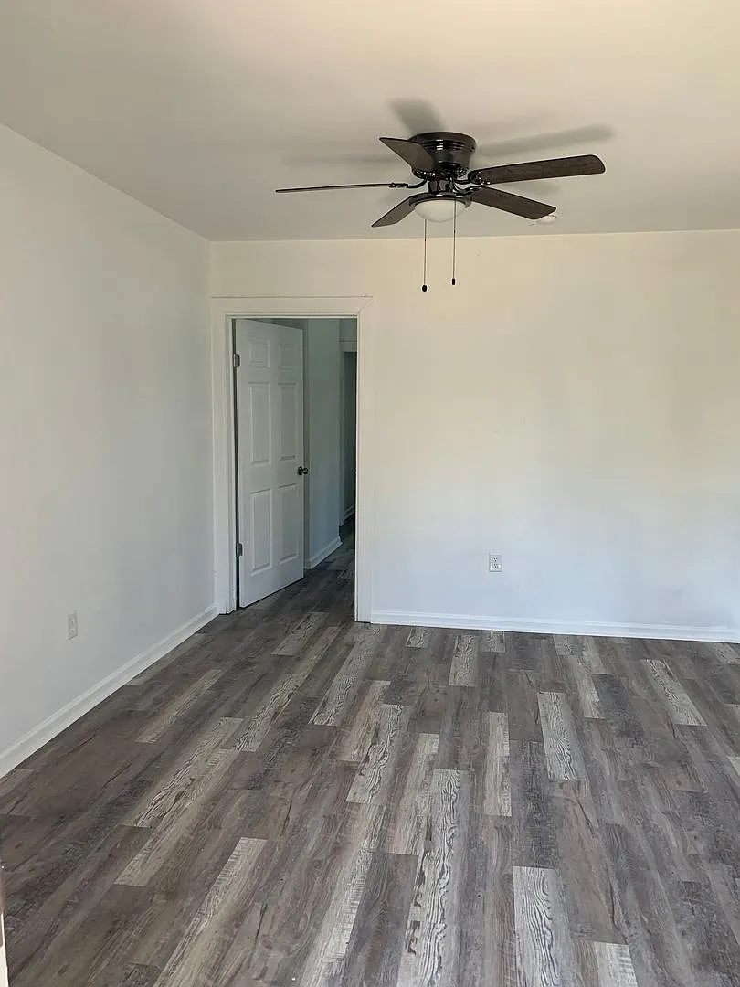 2255-57 N. Galvez St. — Photo 3