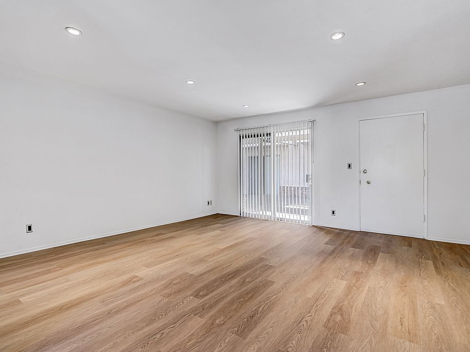 1st image of 508 Ashland Ave APT 102