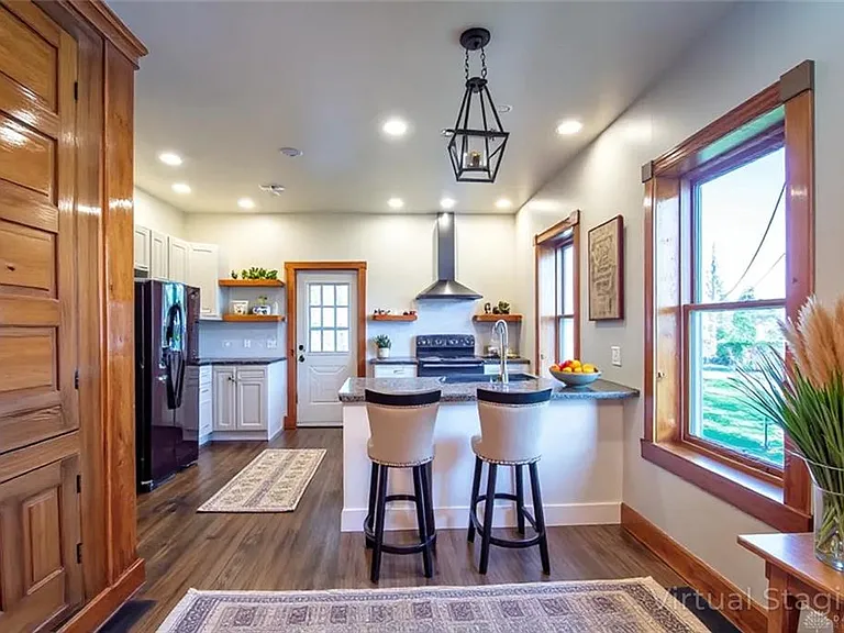 117 Montgomery Ave — Photo 10