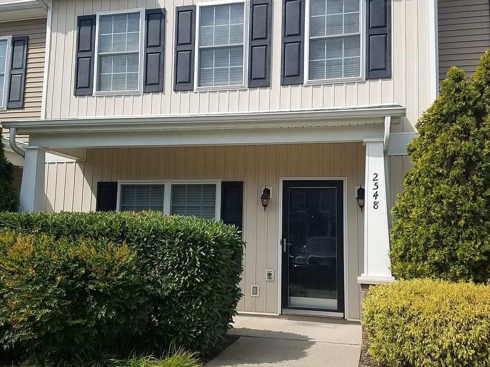 1st image of 2548 New Holland Cir