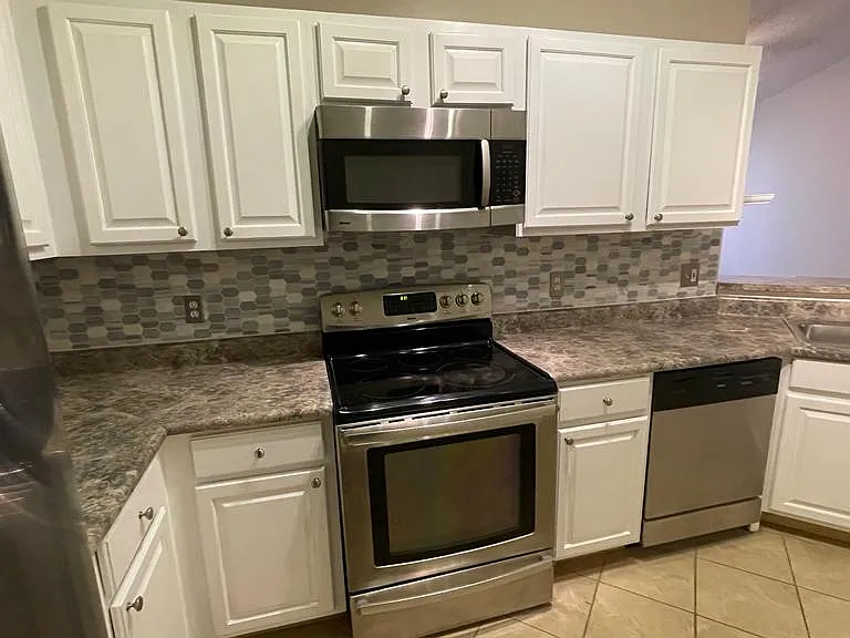 10539 Villa View Cir #10539 — Photo 1
