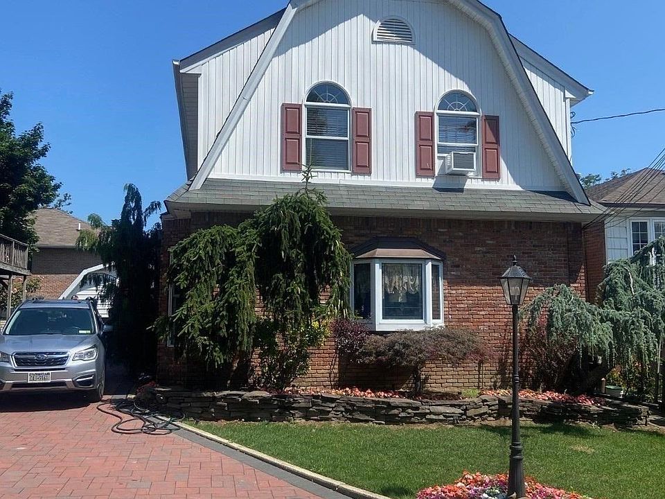 1st image of 213-07 28th Avenue