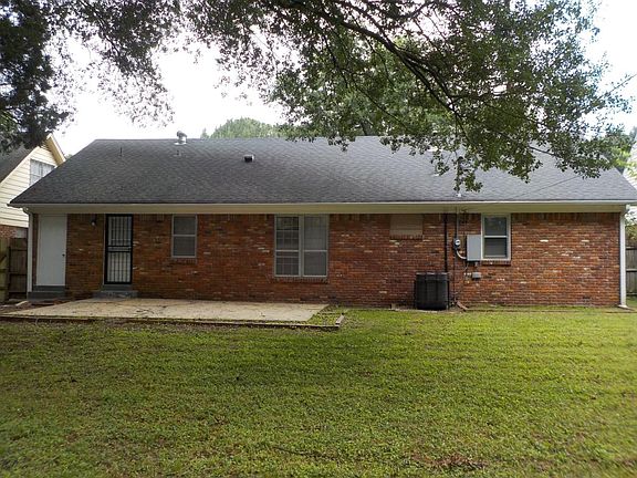3rd image of 5559 Lyford Ave