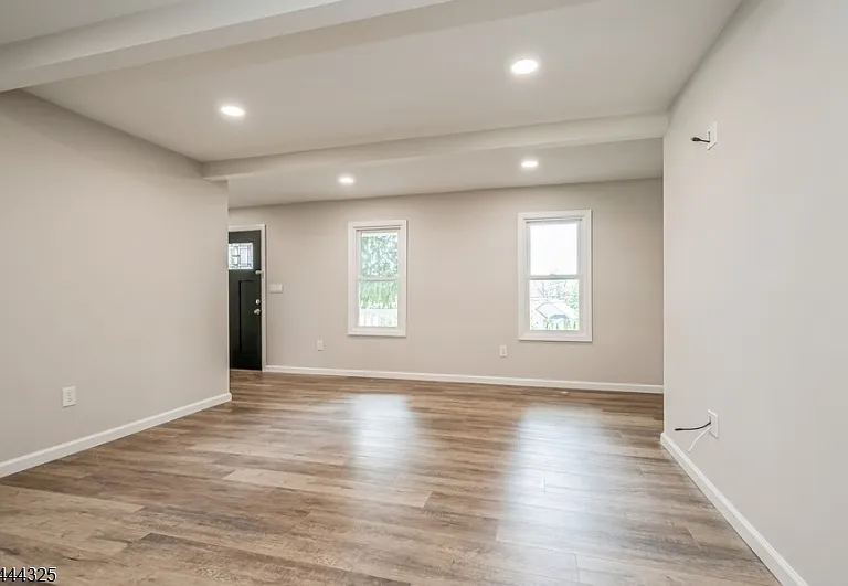 1225 Sussex Tpke — Photo 21