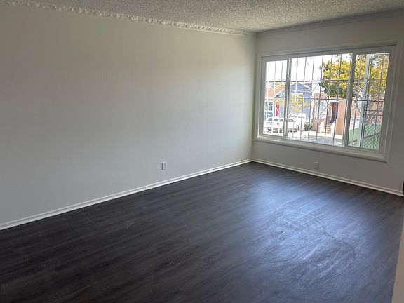 4th image of 292 Oriente St #A