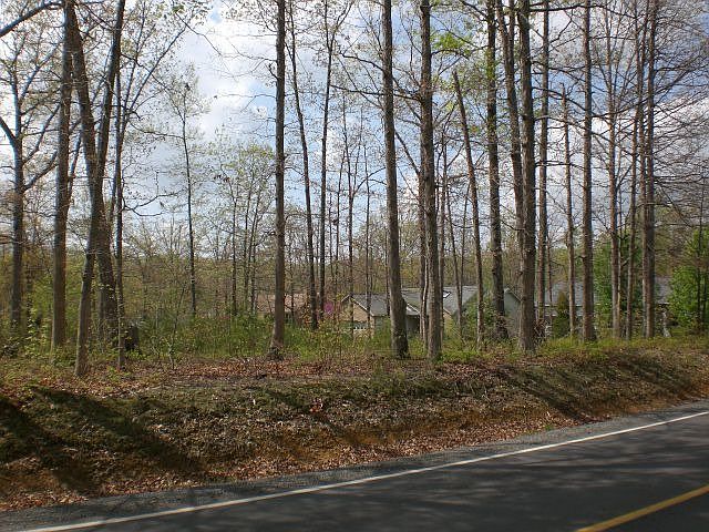 2nd image of 800 Lakeview Pkwy