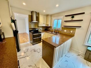 318 Michelle Ln, Daly City, CA 94015