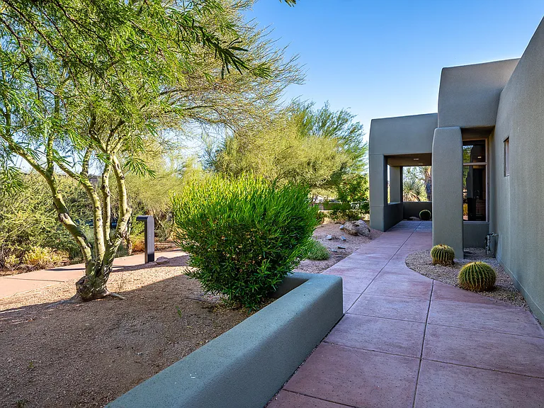 10071 E Graythorn Dr — Photo 18