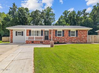 306 Sheffield Rd, Jacksonville, NC 28546