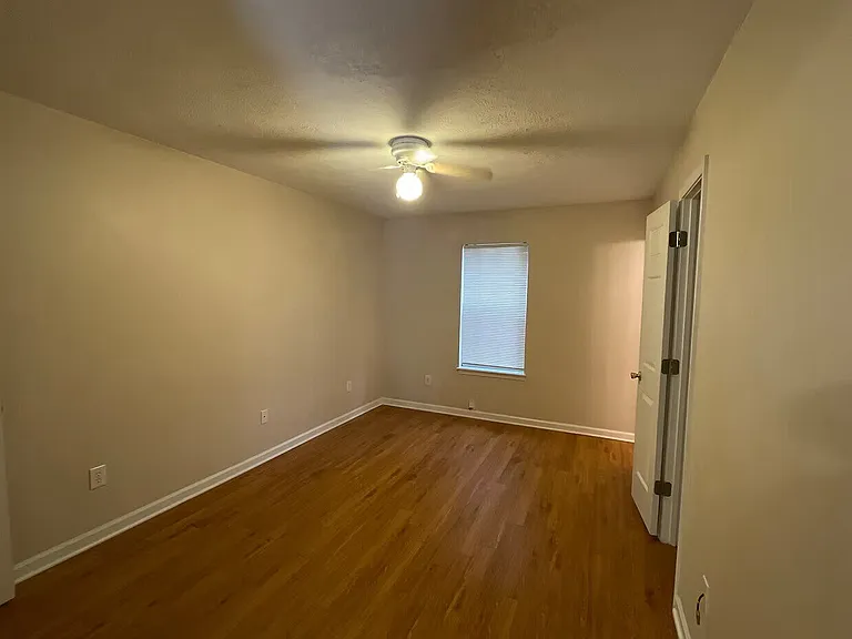 200 Hartness St #B3 — Photo 4