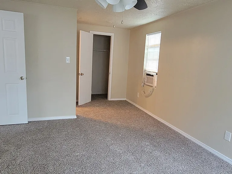 1316 N Ellison Ave — Photo 5