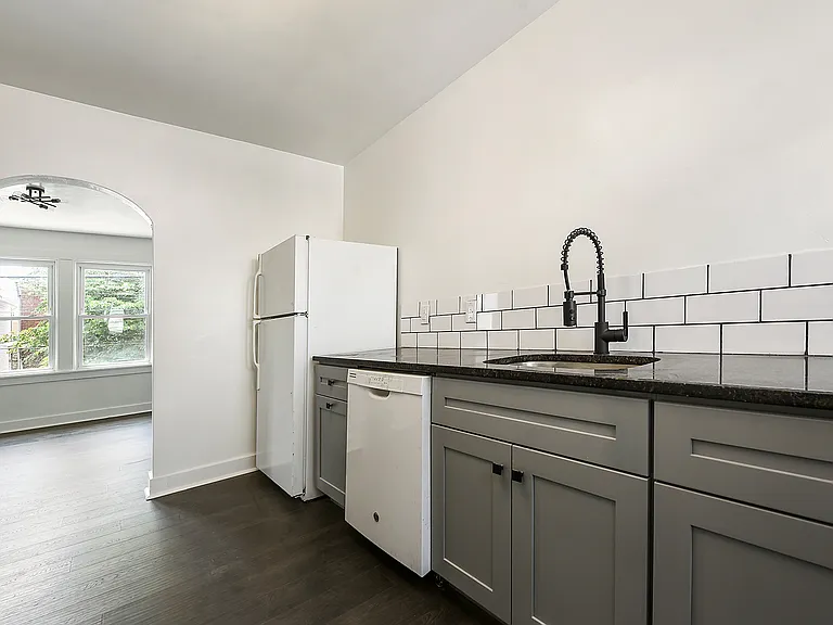 708 E 13th Ave #3 — Photo 12