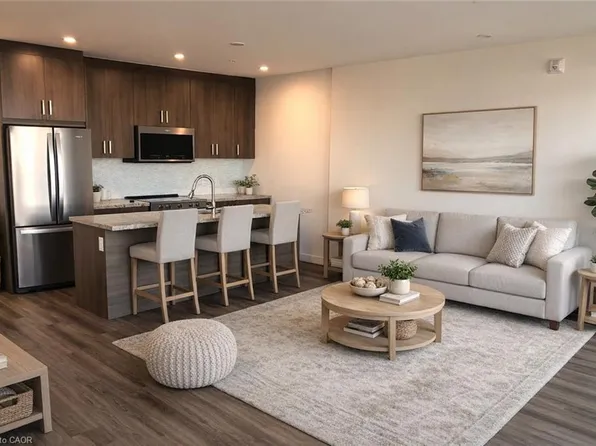 467 Charlton Ave E #205, Hamilton, ON L8N 0B3