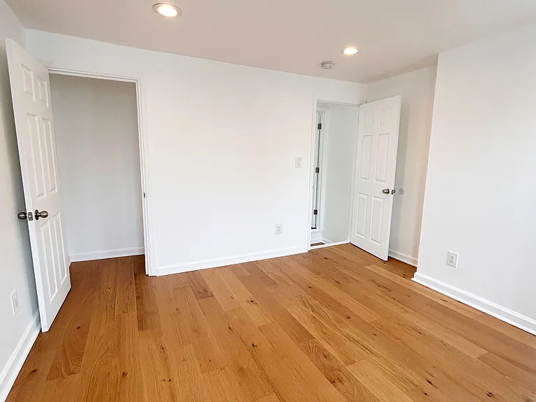 3047 Coral St — Photo 9