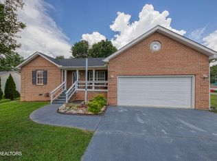 157 Acorn Dr, Corryton, TN 37721