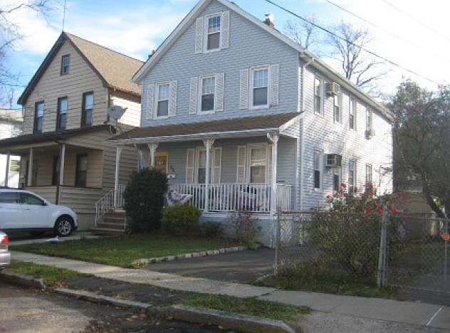 2nd image of 86 Gless Ave