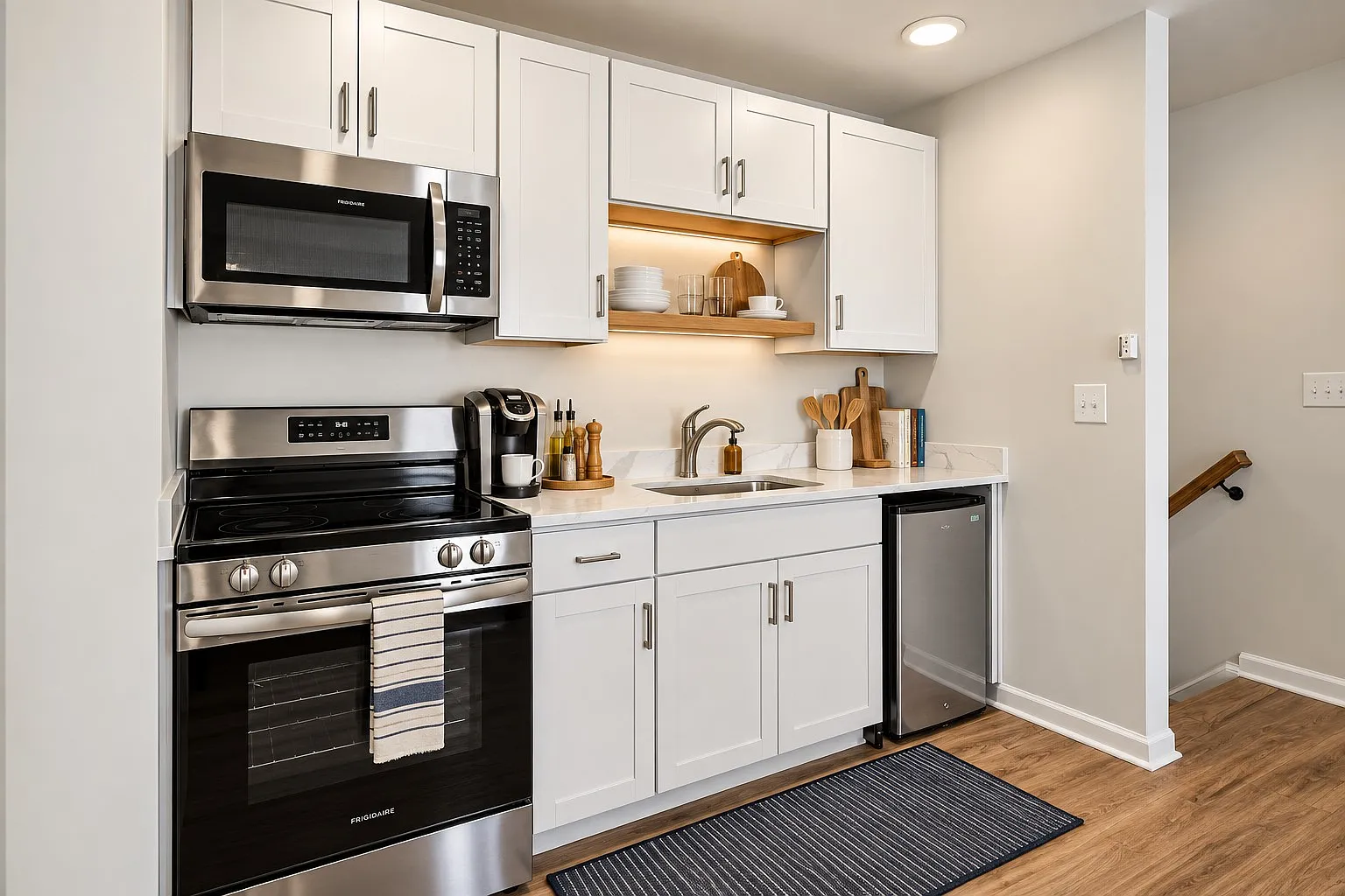 Studio, 100 sqft, $1,550 — Photo 4