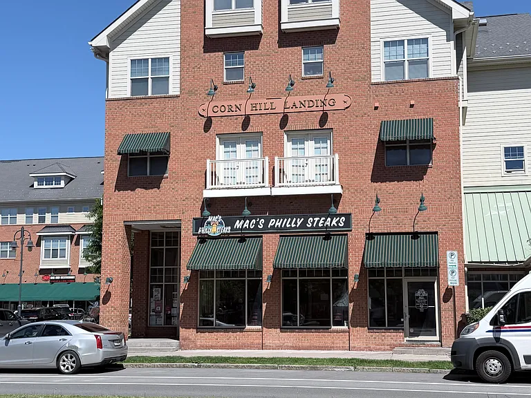 95 Troup St #5 — Photo 51