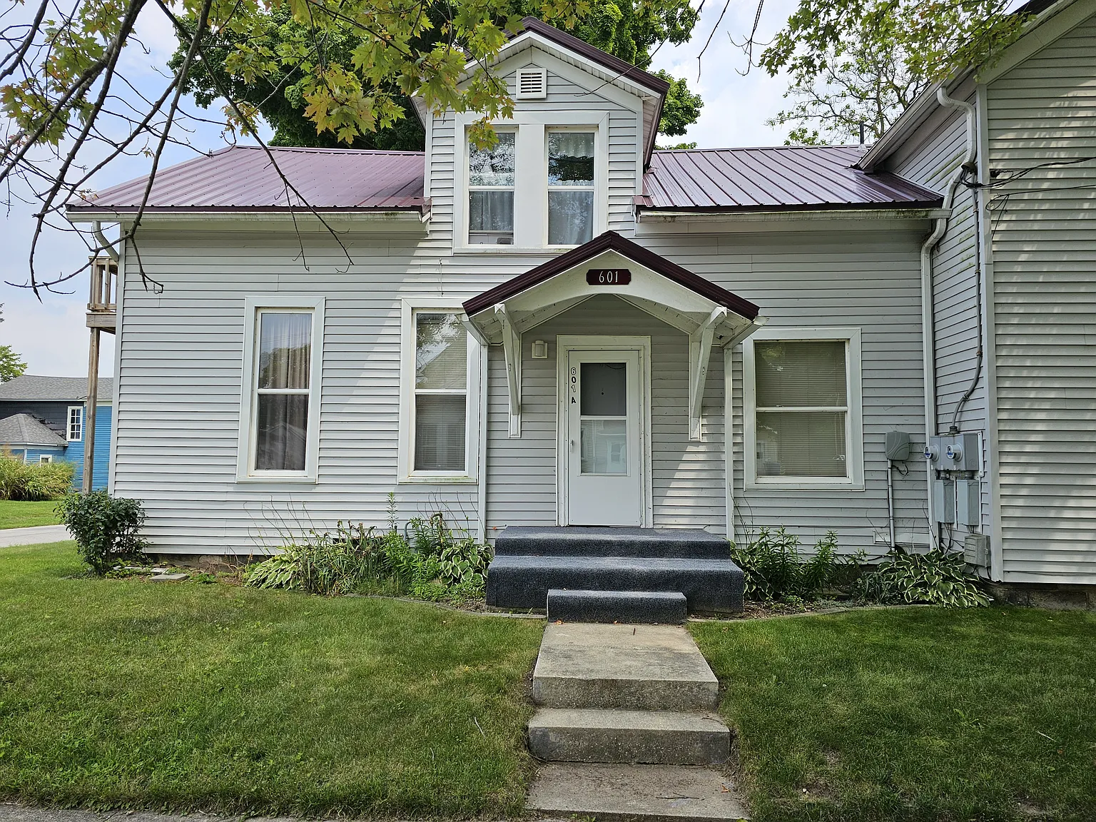 601 Grant St #A photo 1
