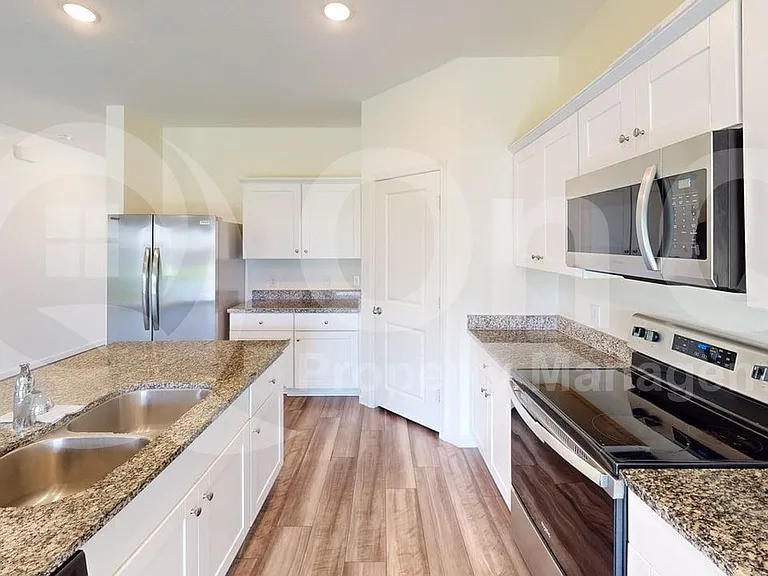 708 Bois D Arc Ln — Photo 5