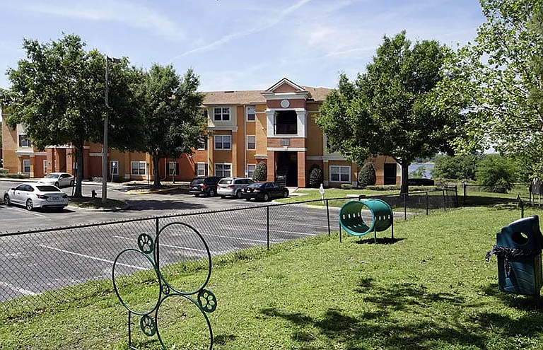 Residences at West Place Apartments — Photo 24